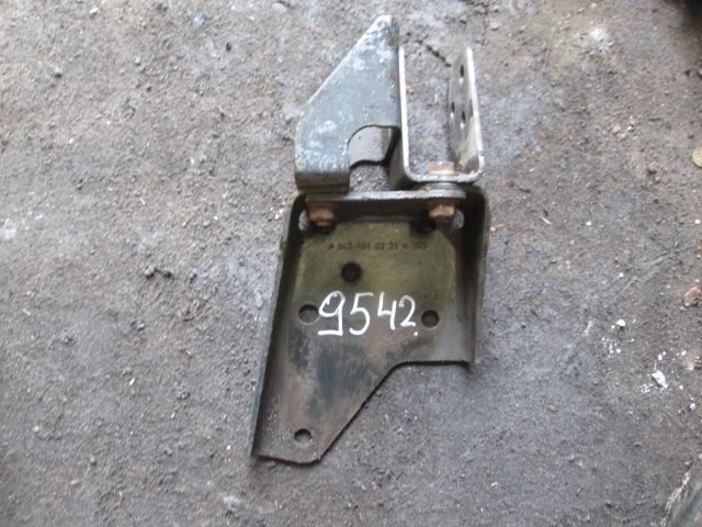 Кронштейн кабины задний левый Мерседес актрос MP1 9428910231